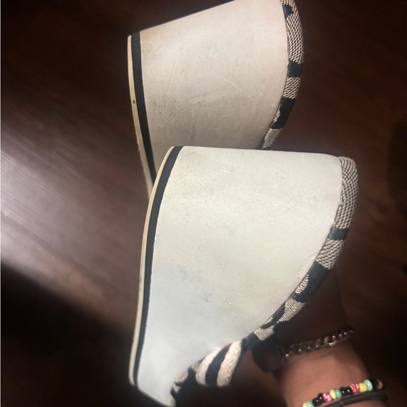 Coach wedge flip flops - Picture 3 of 10